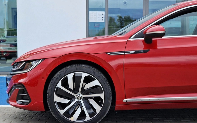 Volkswagen Arteon cena 193900 przebieg: 33900, rok produkcji 2023 z Jedwabne małe 781